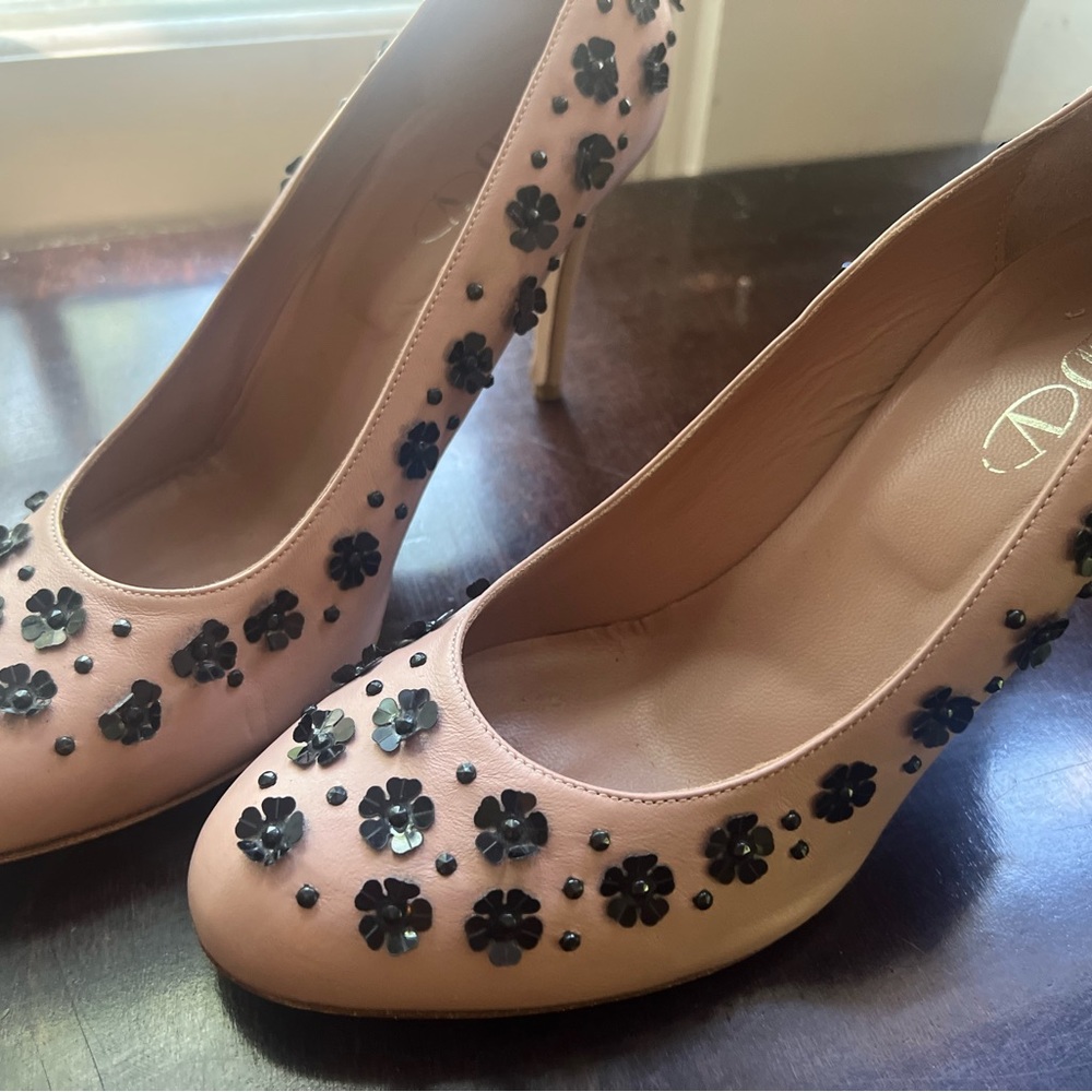 Red Valentino sz 40 blush pink pumps with floral - Picture 2 of 6